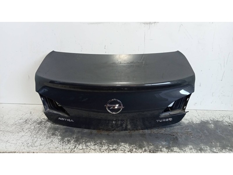 Recambio de tapa maletero para opel astra j lim. 4türig selection referencia OEM IAM   