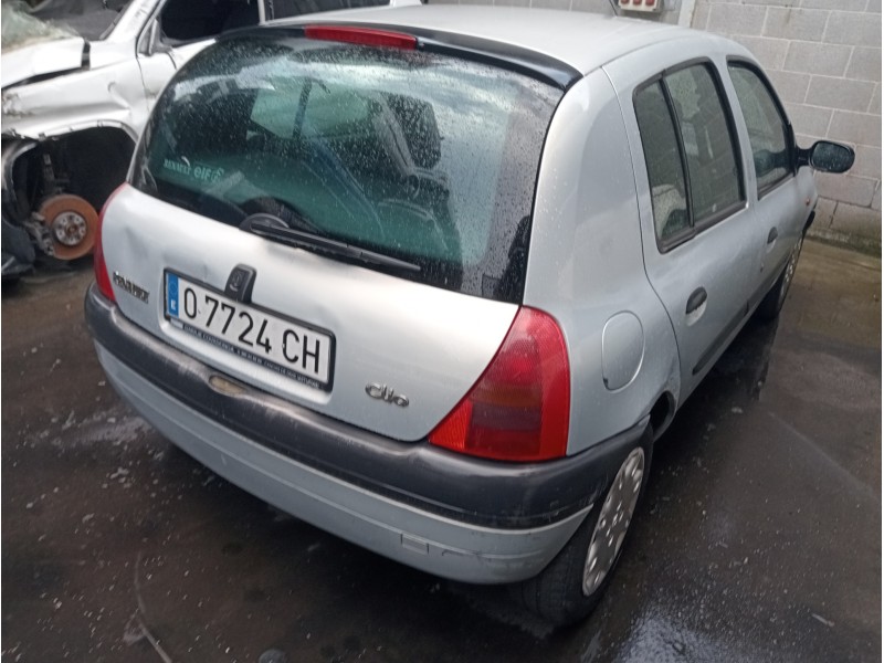 renault clio ii fase i (b/cbo) del año 2000