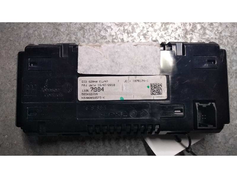 Recambio de pantalla multifuncion para opel astra j lim. 1.7 16v cdti referencia OEM IAM 13267984 JCI18781741 565412769