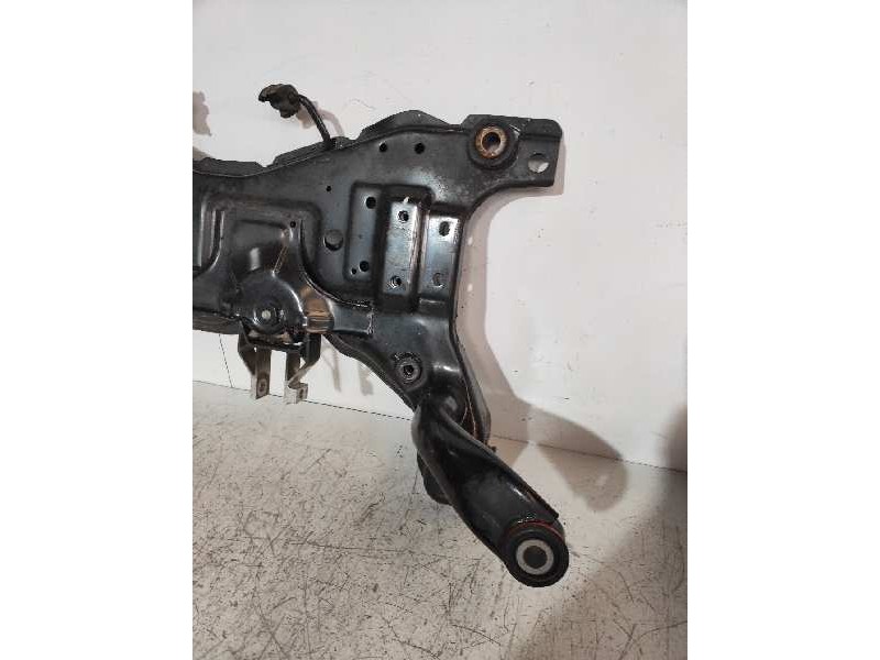Recambio de puente delantero para volvo c70 cabriolet d4 momentum referencia OEM IAM   