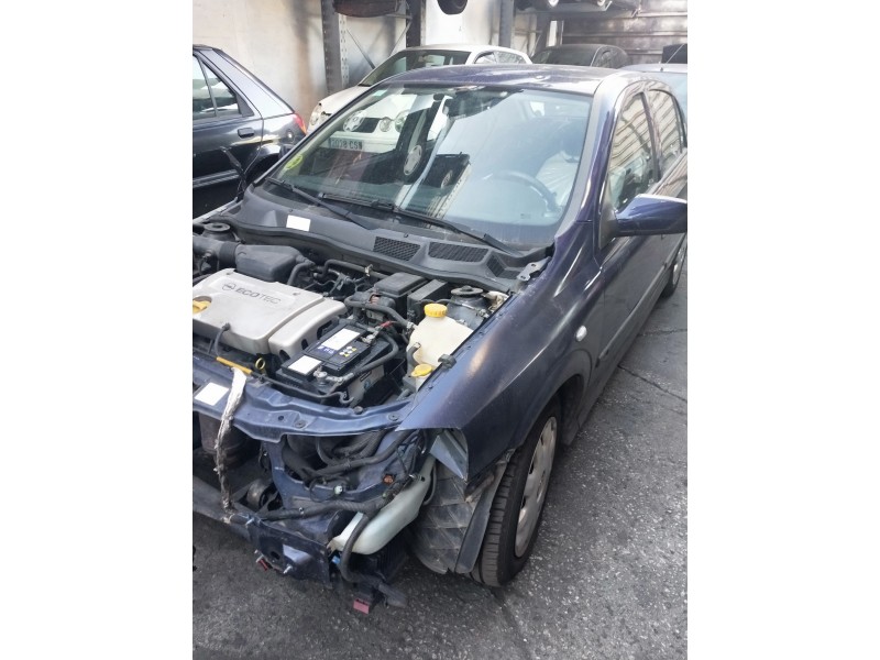 opel astra g berlina del año 2001