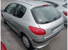 peugeot 206 berlina del año 2001 2