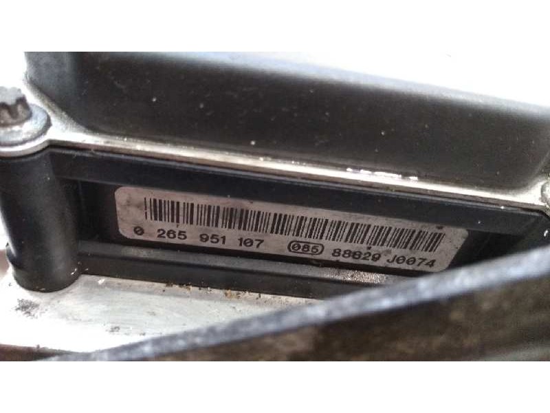 Recambio de abs para mercedes vito mixto 06.2003 referencia OEM IAM 0265230407 0265951107 A0014969189