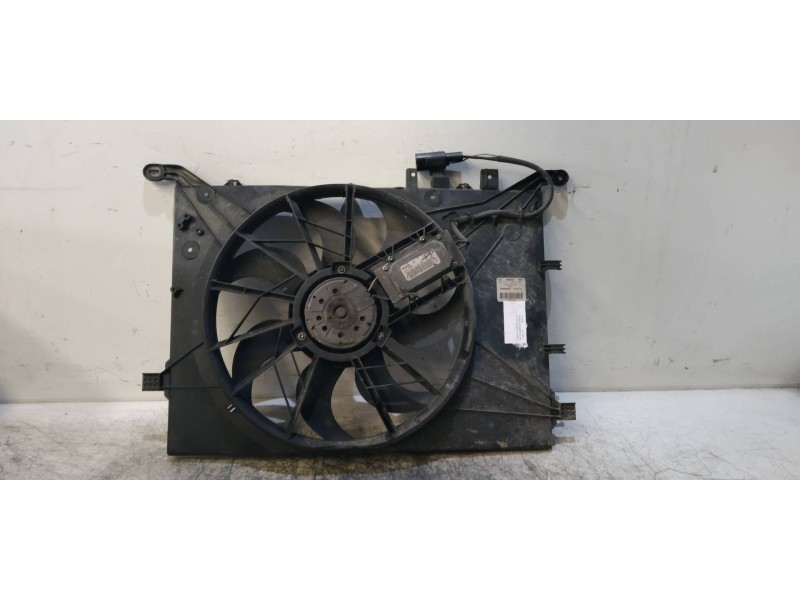 Recambio de electroventilador para volvo v70 familiar 2.4 (103kw) referencia OEM IAM 30645148 0130303947 