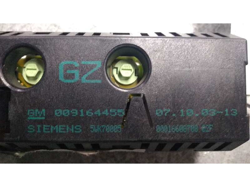 Recambio de pantalla multifuncion para opel meriva 1.7 16v cdti referencia OEM IAM 009164455 5WK70005 0001660870802F