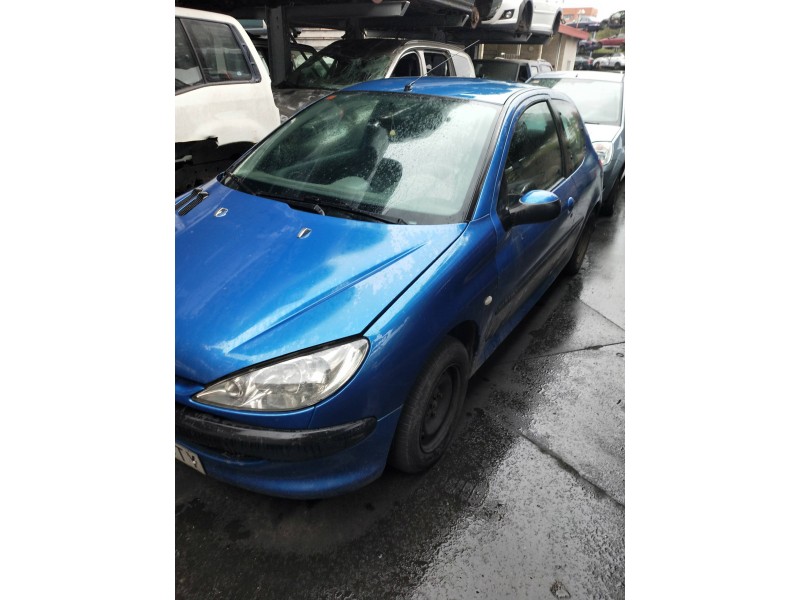 peugeot 206 berlina del año 2004