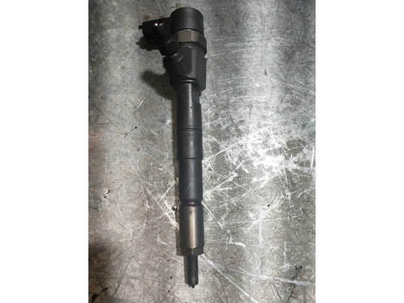Recambio de inyector para opel astra j lim. referencia OEM IAM 3208 0445110327 