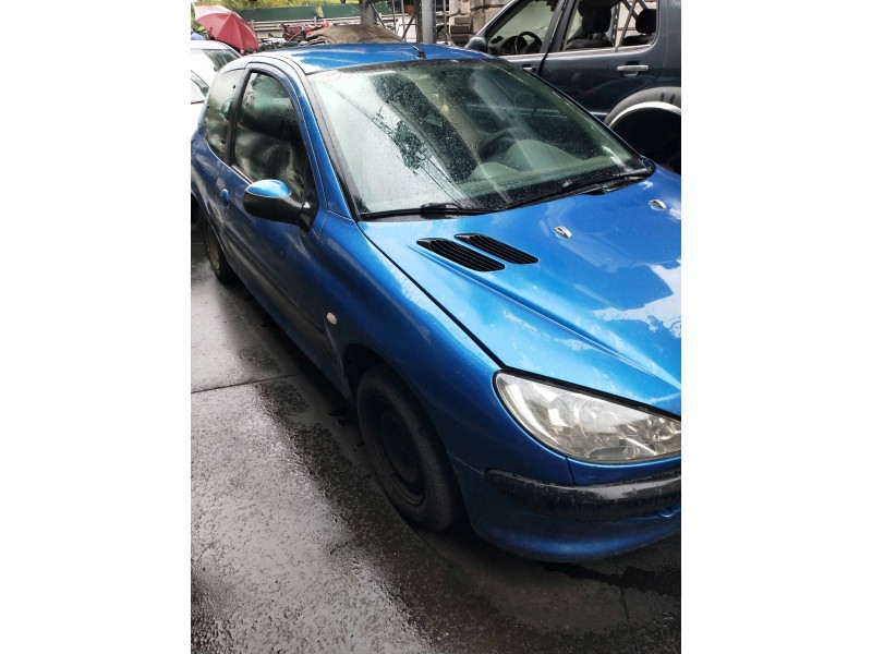 peugeot 206 berlina del año 2004