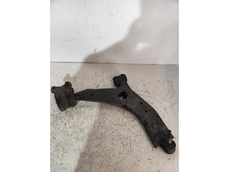 Recambio de brazo suspension inferior delantero derecho para volvo c70 cabriolet d4 momentum referencia OEM IAM   
