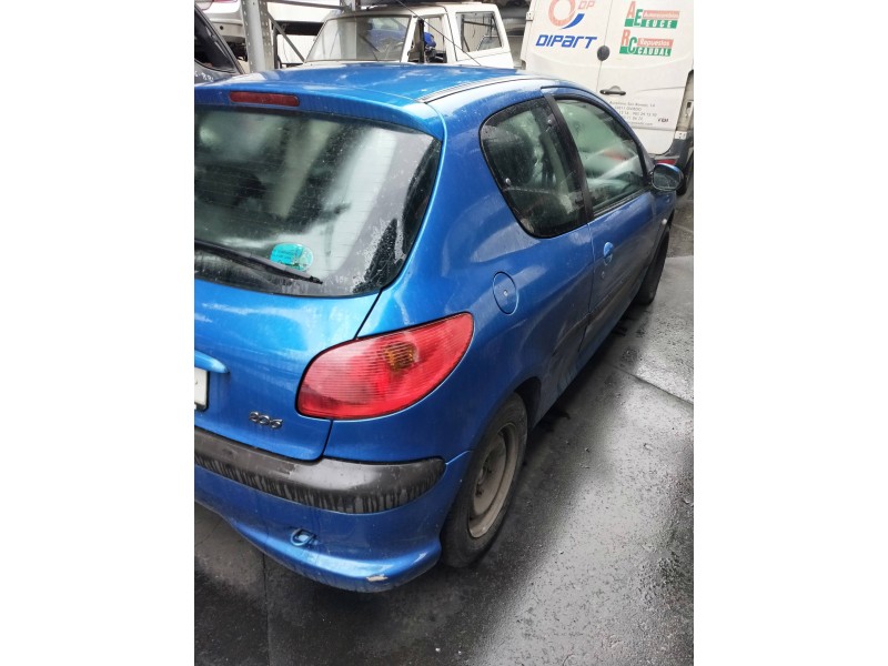 peugeot 206 berlina del año 2004