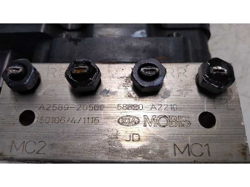 Recambio de abs para kia cee´d 1.6 crdi cat referencia OEM IAM A258920500 A258930500 6158945200 58920A2210