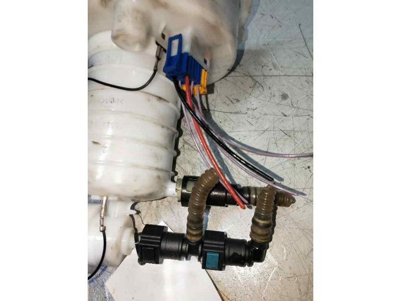 Recambio de bomba combustible para bmw z4 coupe (e86) 3.0si referencia OEM IAM 7165328 AFORADOR 