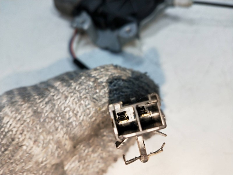 Recambio de elevalunas delantero derecho para nissan almera tino (v10m) ambience referencia OEM IAM 400600T2  5P