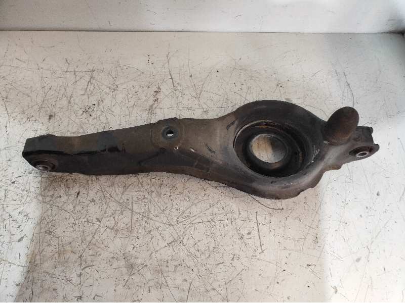 Recambio de brazo suspension inferior trasero derecho para volvo c70 cabriolet d4 momentum referencia OEM IAM   