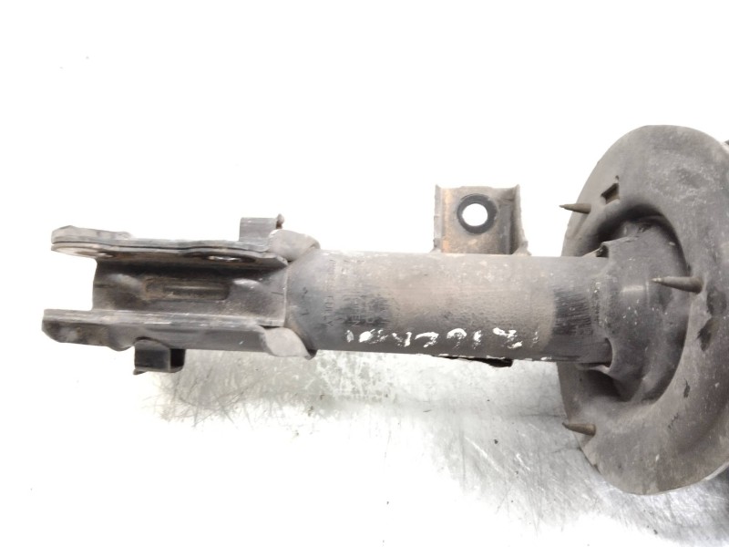 Recambio de amortiguador delantero izquierdo para kia cee´d 1.6 crdi cat referencia OEM IAM   