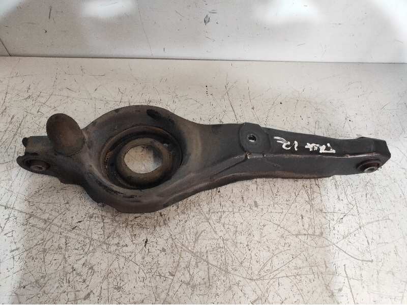 Recambio de brazo suspension inferior trasero izquierdo para volvo c70 cabriolet d4 momentum referencia OEM IAM   