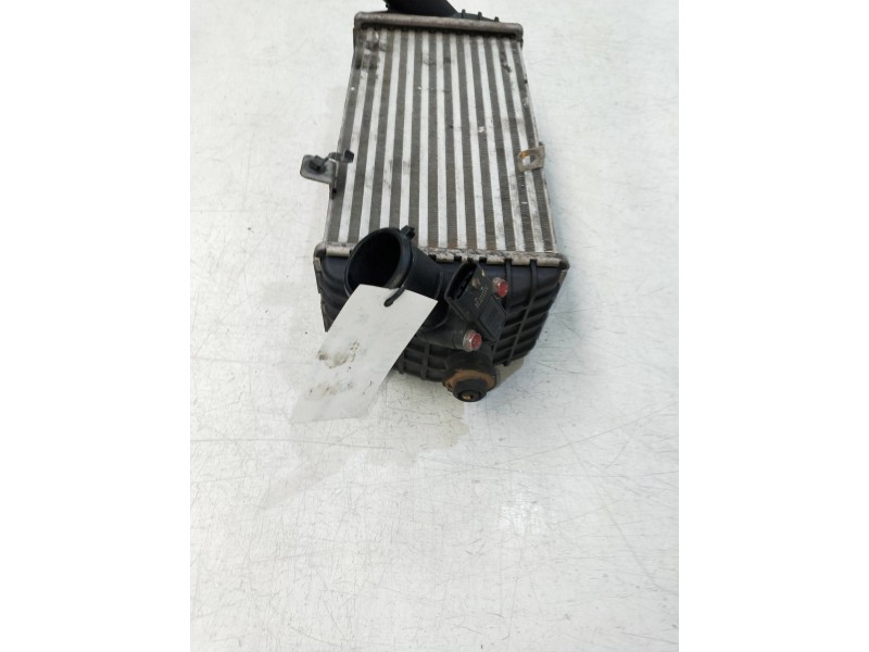 Recambio de intercooler para kia cee´d 1.6 crdi cat referencia OEM IAM 282702A770  