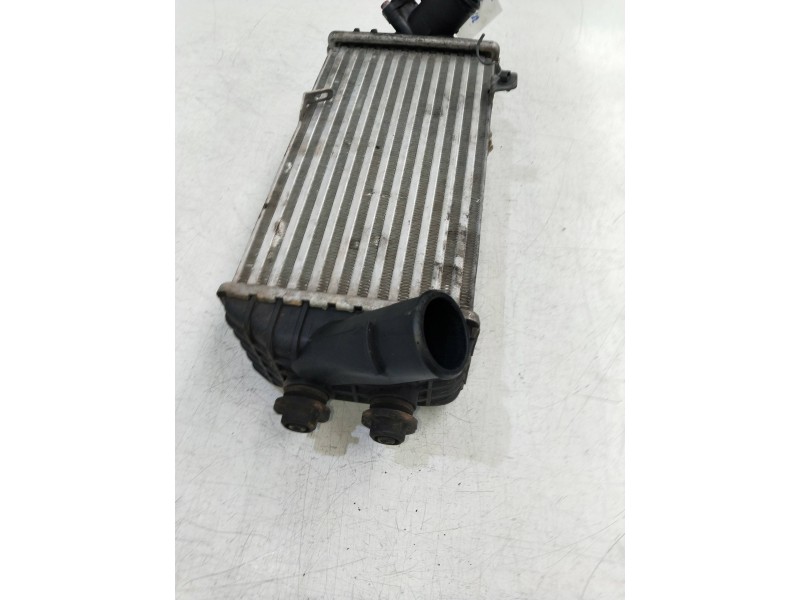 Recambio de intercooler para kia cee´d 1.6 crdi cat referencia OEM IAM 282702A770  