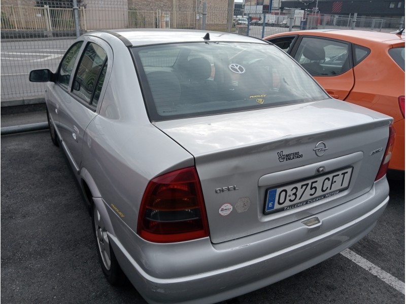 opel astra g berlina del año 2003