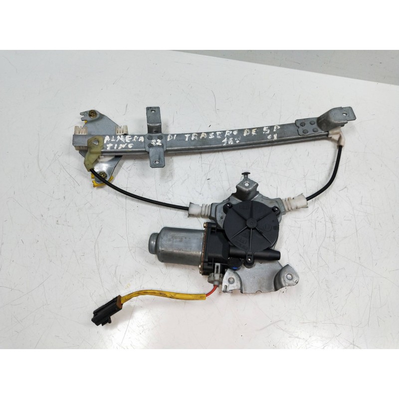 Recambio de elevalunas trasero derecho para nissan almera tino (v10m) 1.8 16v cat referencia OEM IAM 400600T7  5P