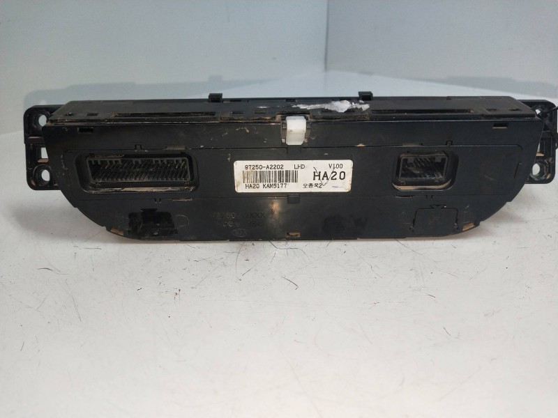Recambio de mando calefaccion / aire acondicionado para kia cee´d 1.6 crdi cat referencia OEM IAM 97250A2202  