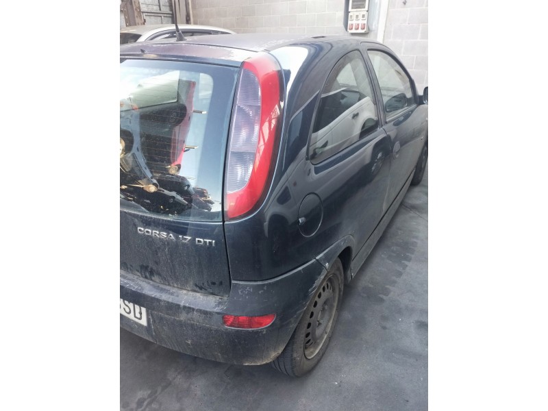 opel corsa c del año 2002