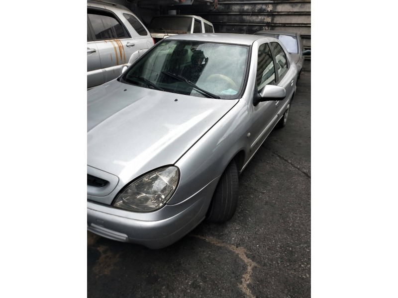 citroen xsara berlina del año 2001