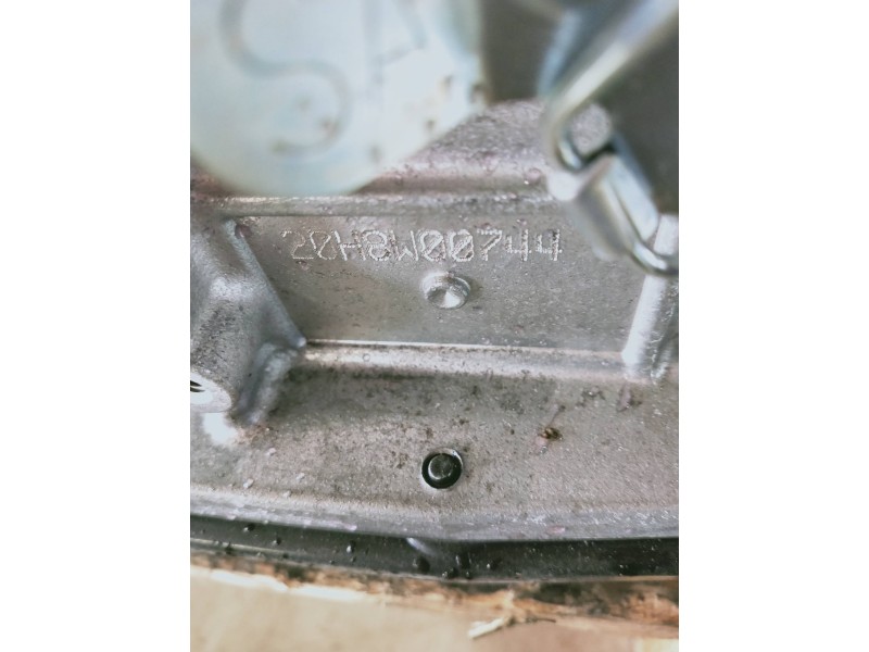 Recambio de caja cambios para lexus is 300h referencia OEM IAM 20H8 W00744 20H8W00744