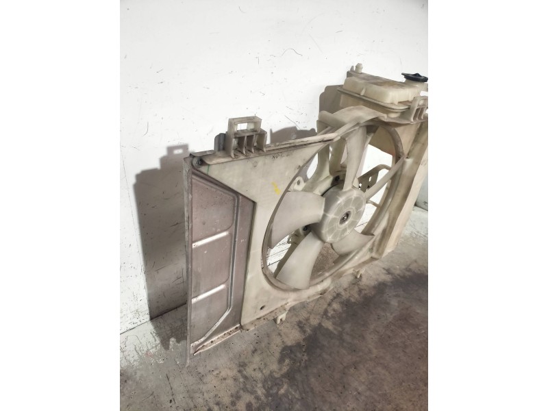 Recambio de electroventilador para toyota yaris live referencia OEM IAM MF4227504970 1680008270 163630D090