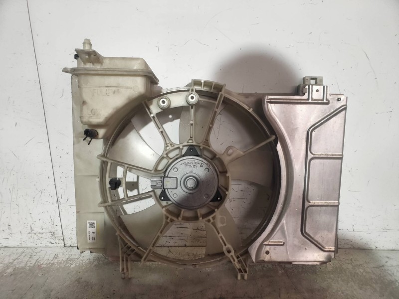 Recambio de electroventilador para toyota yaris live referencia OEM IAM MF4227504970 1680008270 163630D090