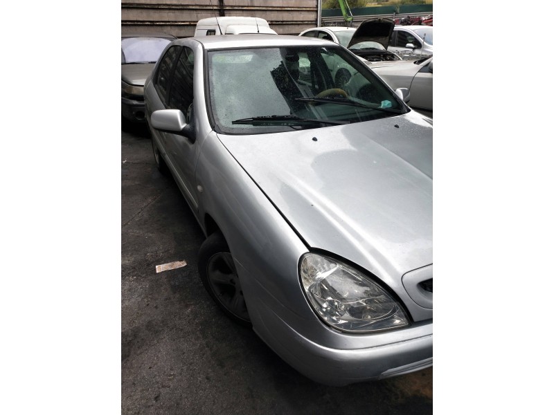 citroen xsara berlina del año 2001