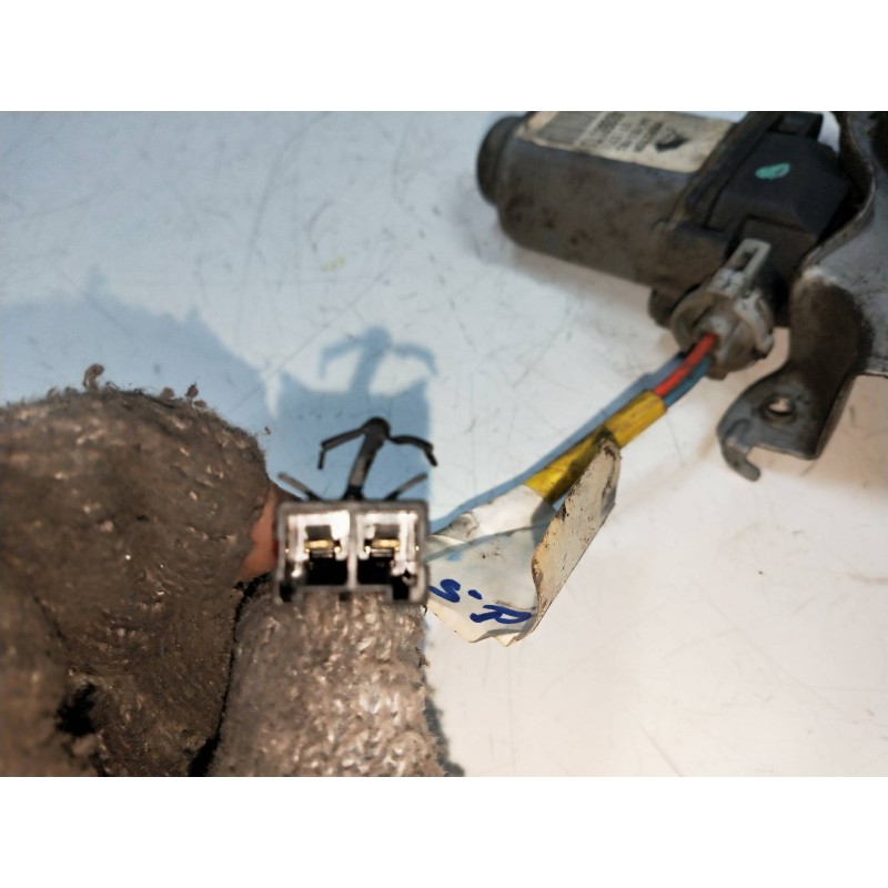 Recambio de elevalunas trasero izquierdo para nissan almera tino (v10m) 1.8 16v cat referencia OEM IAM 400601T1  5P