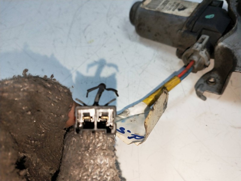 Recambio de elevalunas trasero izquierdo para nissan almera tino (v10m) 1.8 16v cat referencia OEM IAM 400601T1  5P