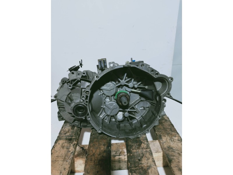 Recambio de caja cambios para volvo s60 berlina 2.4 cat referencia OEM IAM P9482157 M56L T103885 