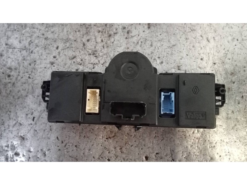 Recambio de mando calefaccion / aire acondicionado para renault grand modus authentique referencia OEM IAM 8200563524 69340012 