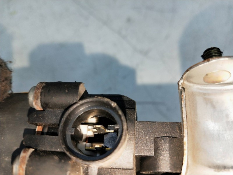 Recambio de elevalunas delantero derecho para nissan interstar (x70) referencia OEM IAM 400738  