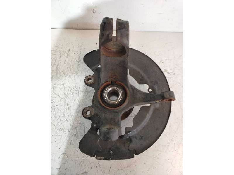 Recambio de mangueta delantera derecha para volvo c70 cabriolet d4 momentum referencia OEM IAM 3M513K170  