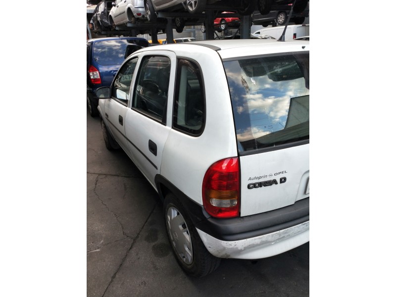 opel corsa b del año 1996