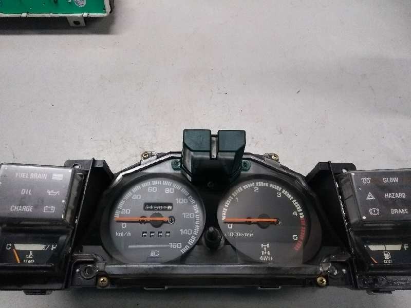 Recambio de cuadro instrumentos para daihatsu rocky 2.8 td referencia OEM IAM 8301087665 1573103782 