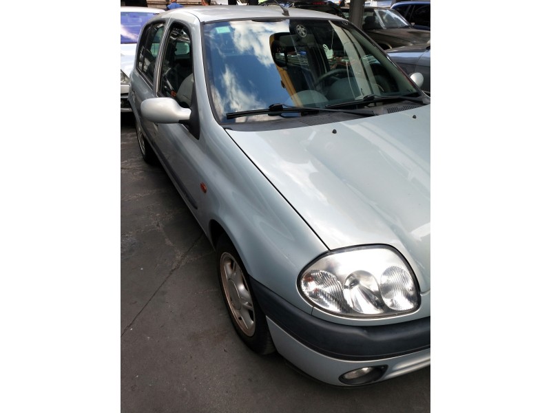renault clio ii fase i (b/cbo) del año 2001
