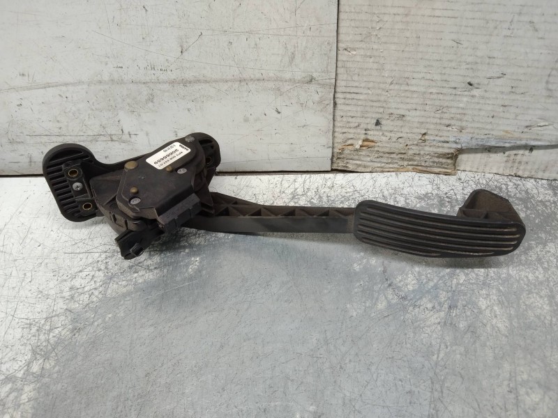 Recambio de potenciometro pedal para volvo v70 familiar 2.4 (103kw) referencia OEM IAM 6PV00853701 30666659 