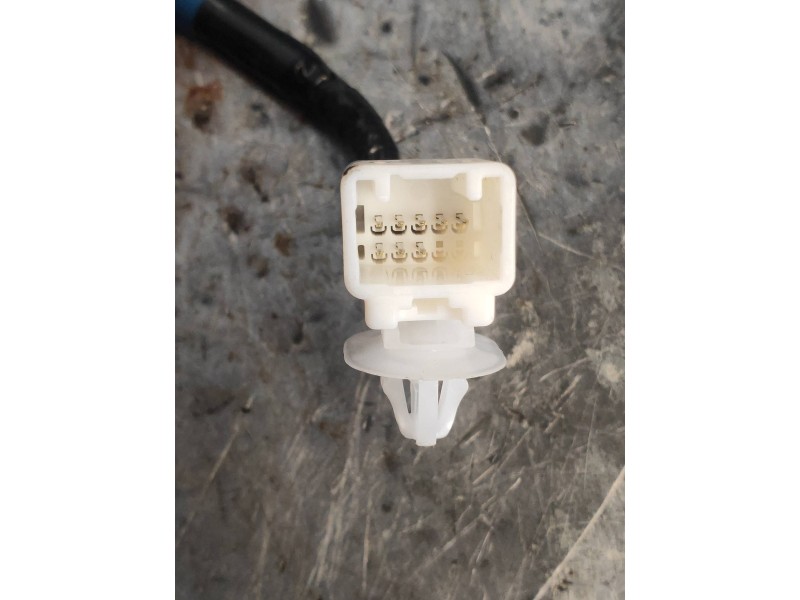 Recambio de modulo electronico para lexus is 300h referencia OEM IAM 76H710LHD  