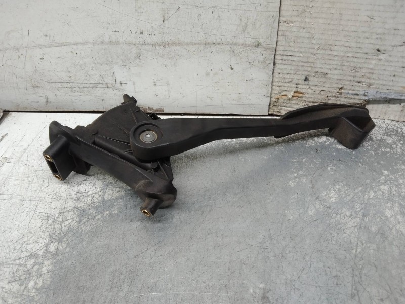 Recambio de potenciometro pedal para volvo v70 familiar 2.4 (103kw) referencia OEM IAM 6PV00853701 30666659 