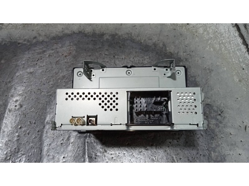 Recambio de sistema audio / radio cd para seat ibiza (kj1) reference referencia OEM IAM 6F0035871  