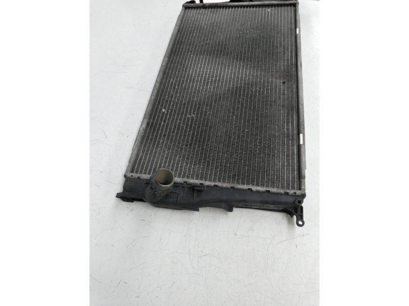 Recambio de radiador agua para bmw serie 3 berlina (e90) 320d referencia OEM IAM 778889814 5899660 E5842V