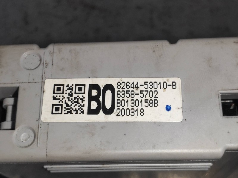 Recambio de modulo electronico para lexus is 300h referencia OEM IAM 8264453010B 63585702 