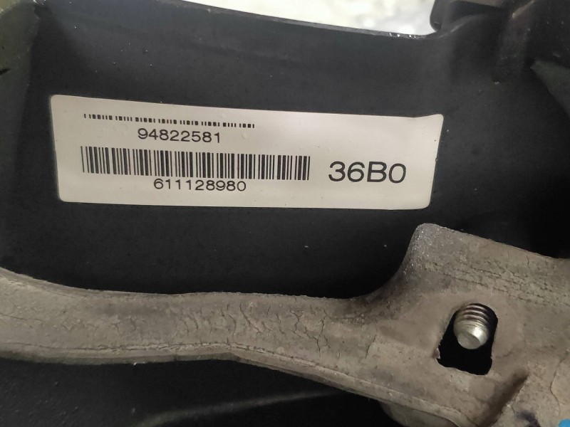 Recambio de volante para toyota yaris live referencia OEM IAM 94822581 611128980 36B0