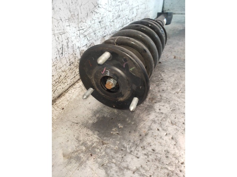 Recambio de amortiguador delantero izquierdo para lexus is 300h referencia OEM IAM 4852053391  
