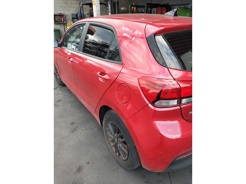 kia rio (yb) del año 2018