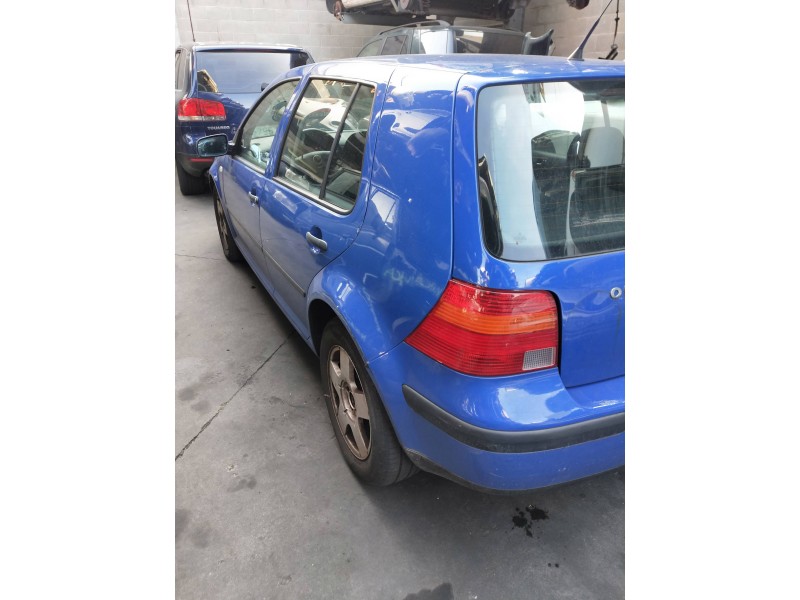 volkswagen golf iv berlina (1j1) del año 2000